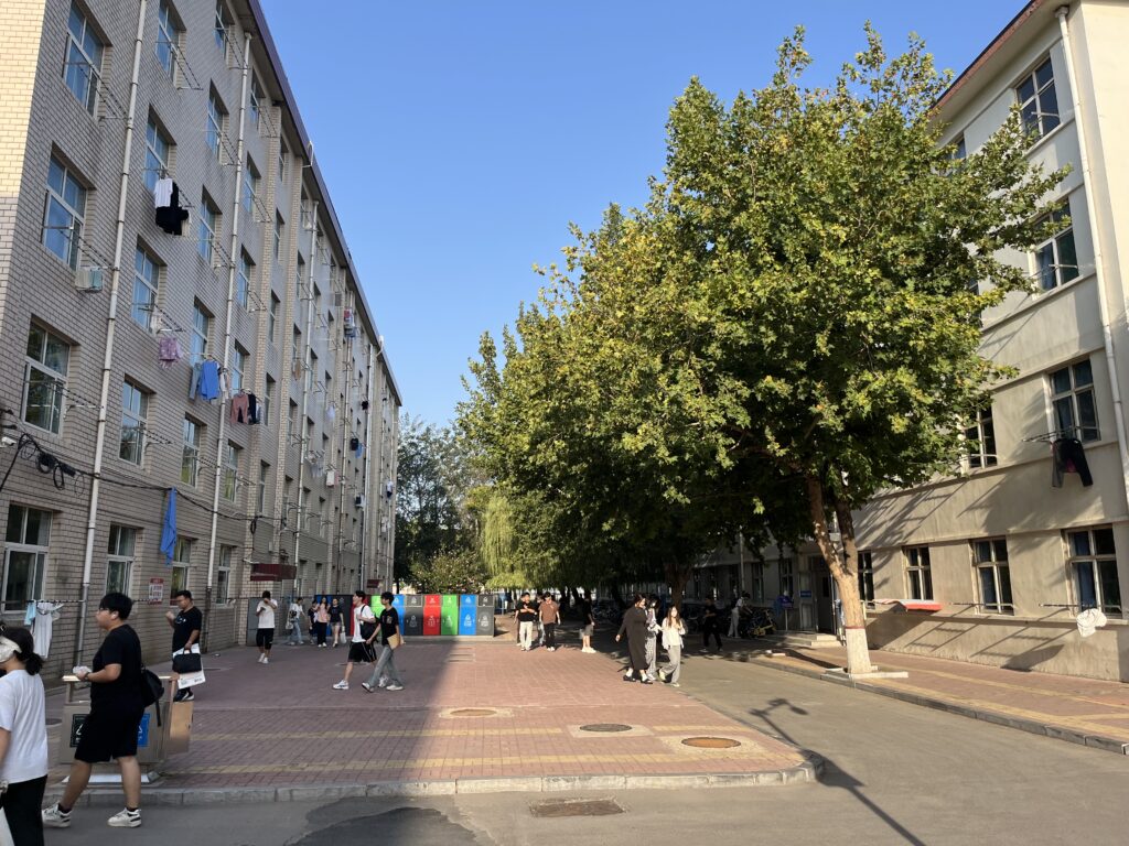 Auf dem Campus des Xingtai Polytechnic College