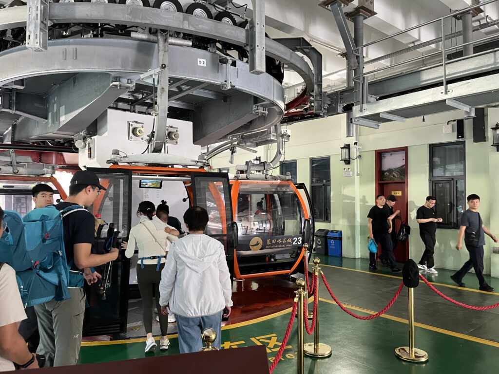 Seilbahn - Die Große Mauer bei Mutianyu (慕田峪长城)