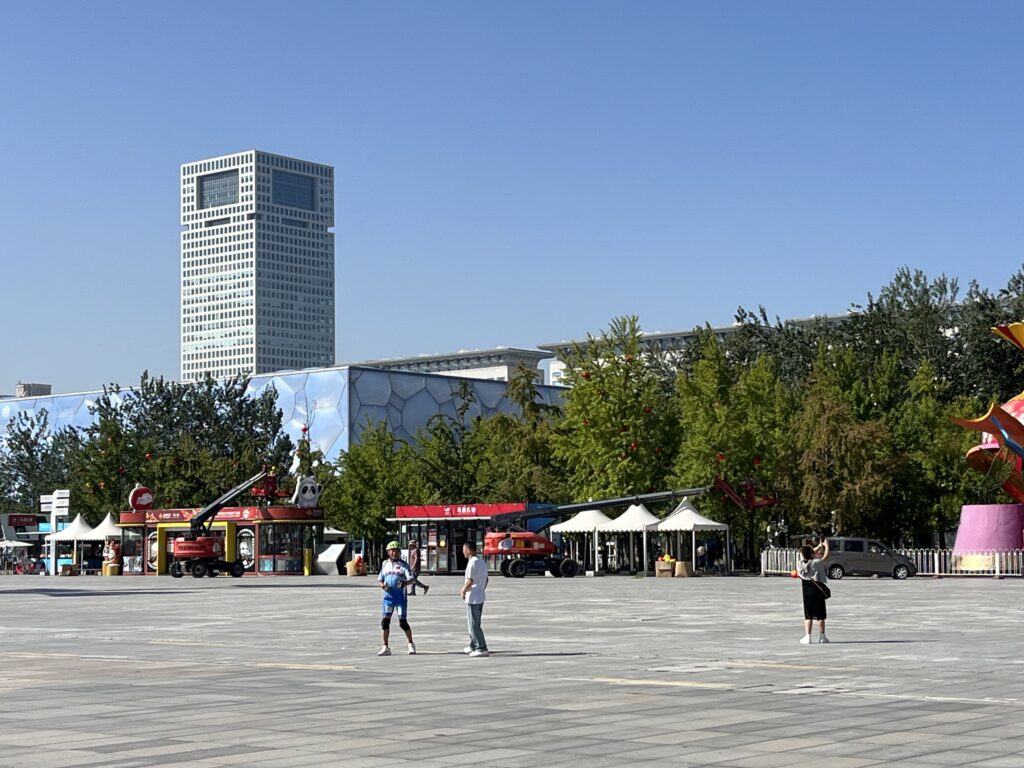 Schwimmhalle auf dem Olympiagelände