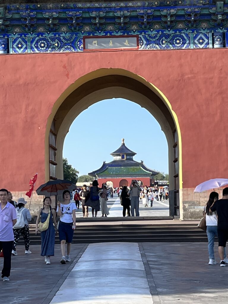 Blick auf die 360 Meter lange Danbi-Brücke