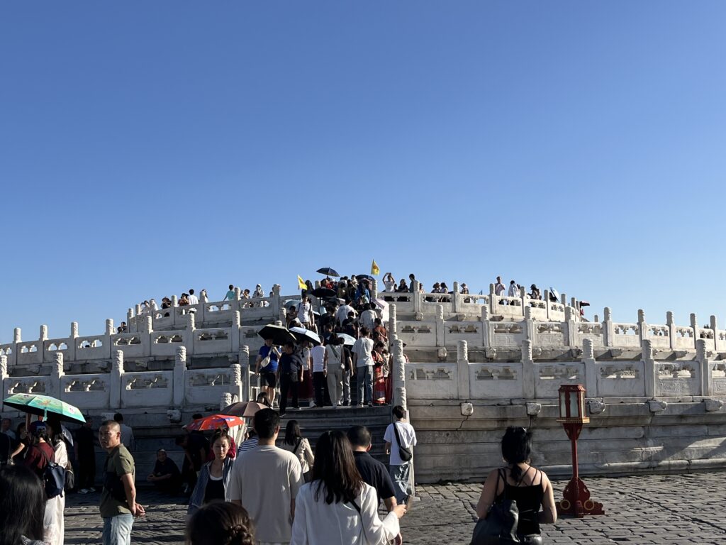 Opferaltar im Himmelstempel