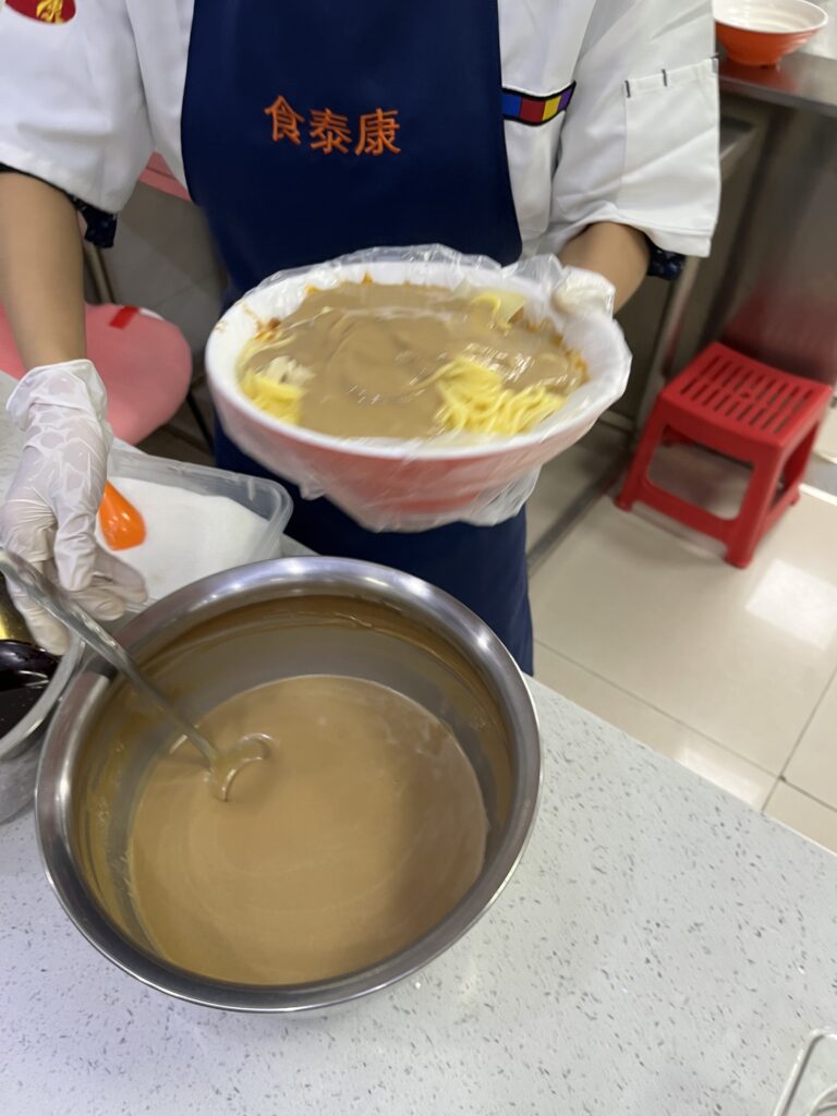 Pasta mit Sesamsoße - in China kein Problem