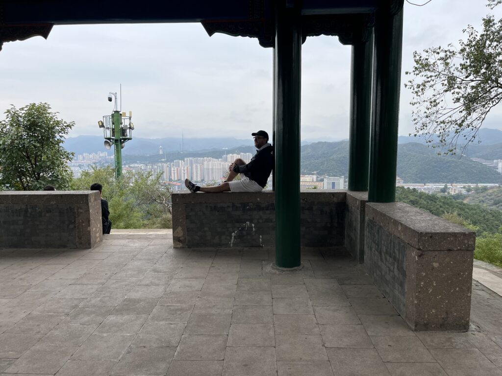 Chengde vom Berg aus gesehen